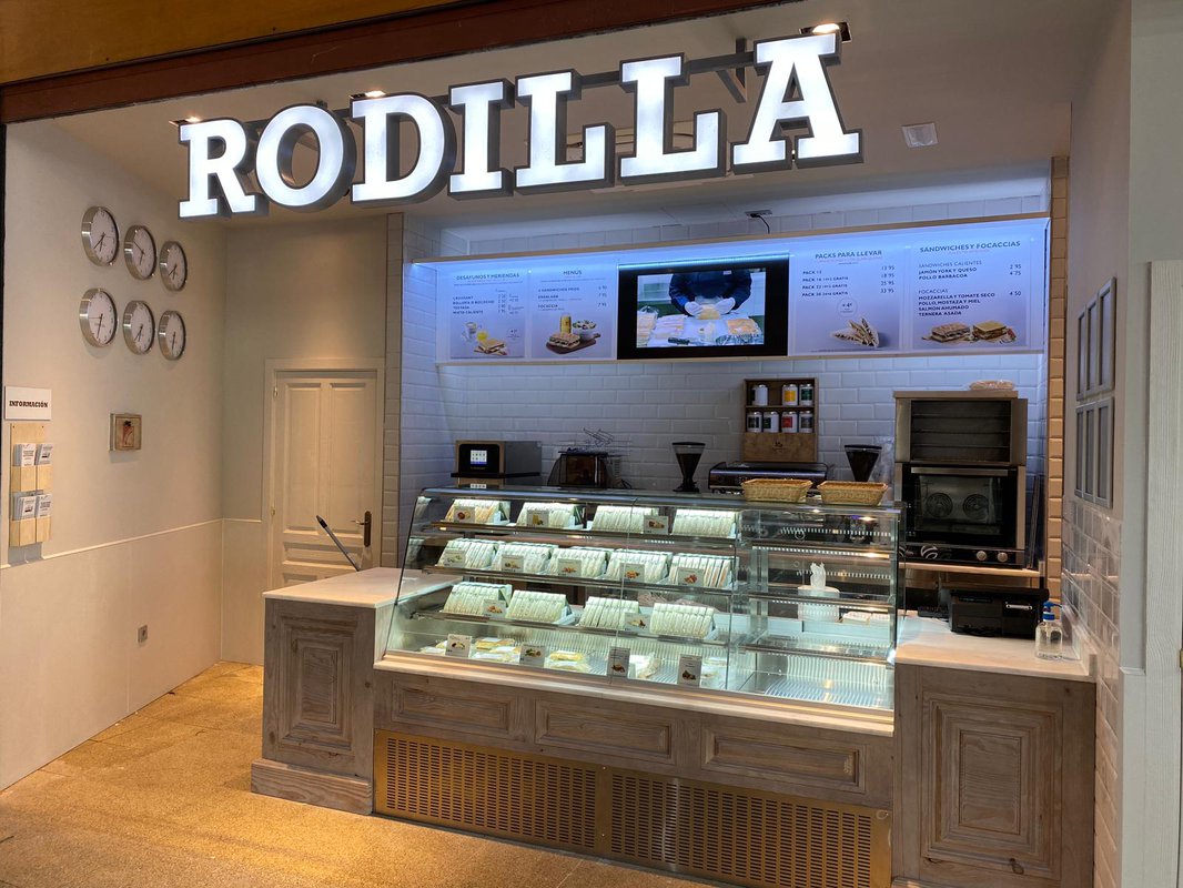 Rodilla prepara sus sándwiches en Getafe