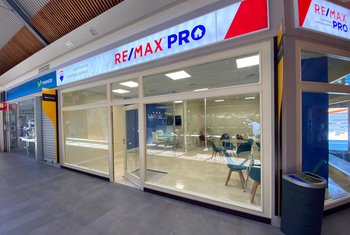REMAX expande sus oficinas en los centros de Carmila