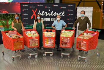 Parque Rioja y Xperience donan 700 kilos de alimentos