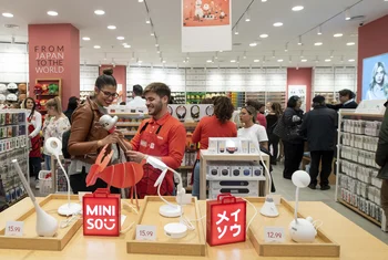 Miniso inaugura su primera tienda en Pamplona