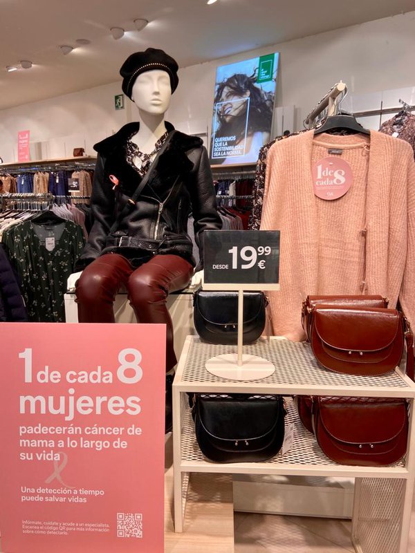 C&A lanza una campaña para luchar contra el cáncer de mama