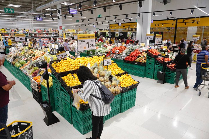 Supeco abre un supermercado en El Arcángel