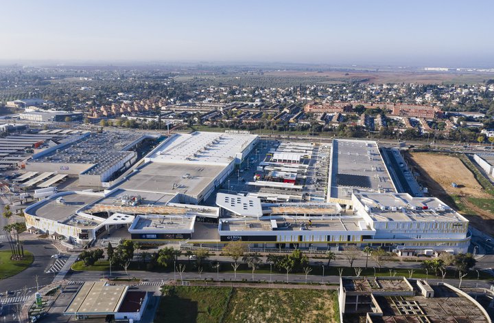 Redevco compra WAY Retail Park en Dos Hermanas