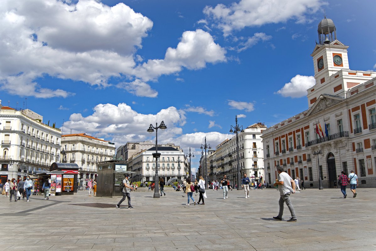 El local Puerta del Sol número 5 cambia de manos por 25 millones de euros