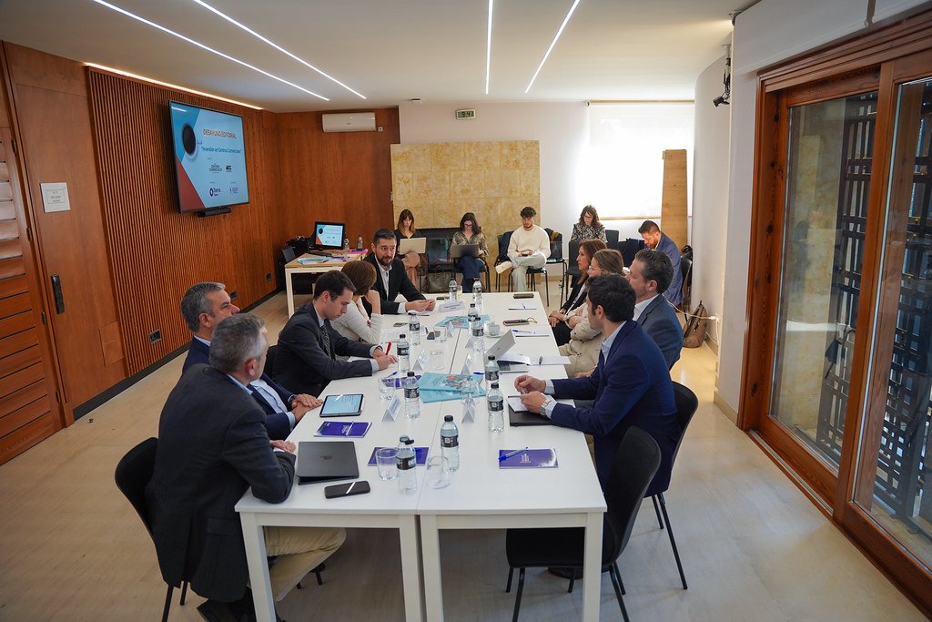 Desayuno Editorial "Inversión en centros comerciales", organizado por la revista centros comerciales.