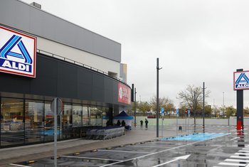 Aldi inaugura supermercados en Aragón, Madrid y Tenerife