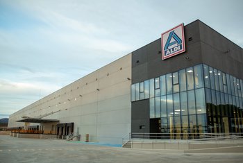 Aldi reduce en un 8% sus rutas logísticas
