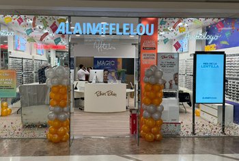 Atalayas amplía su oferta comercial con la apertura de Alain Afflelou