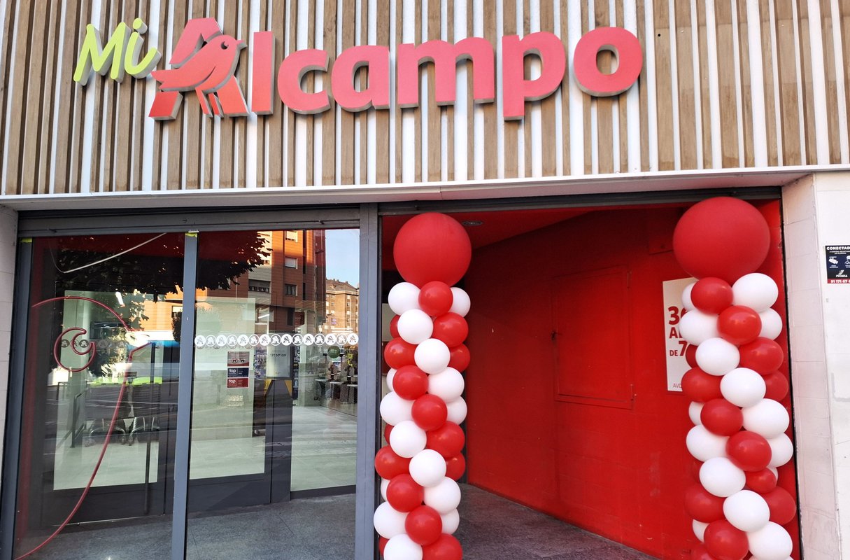 Alcampo destina un millón a renovar su supermercado en Avilés