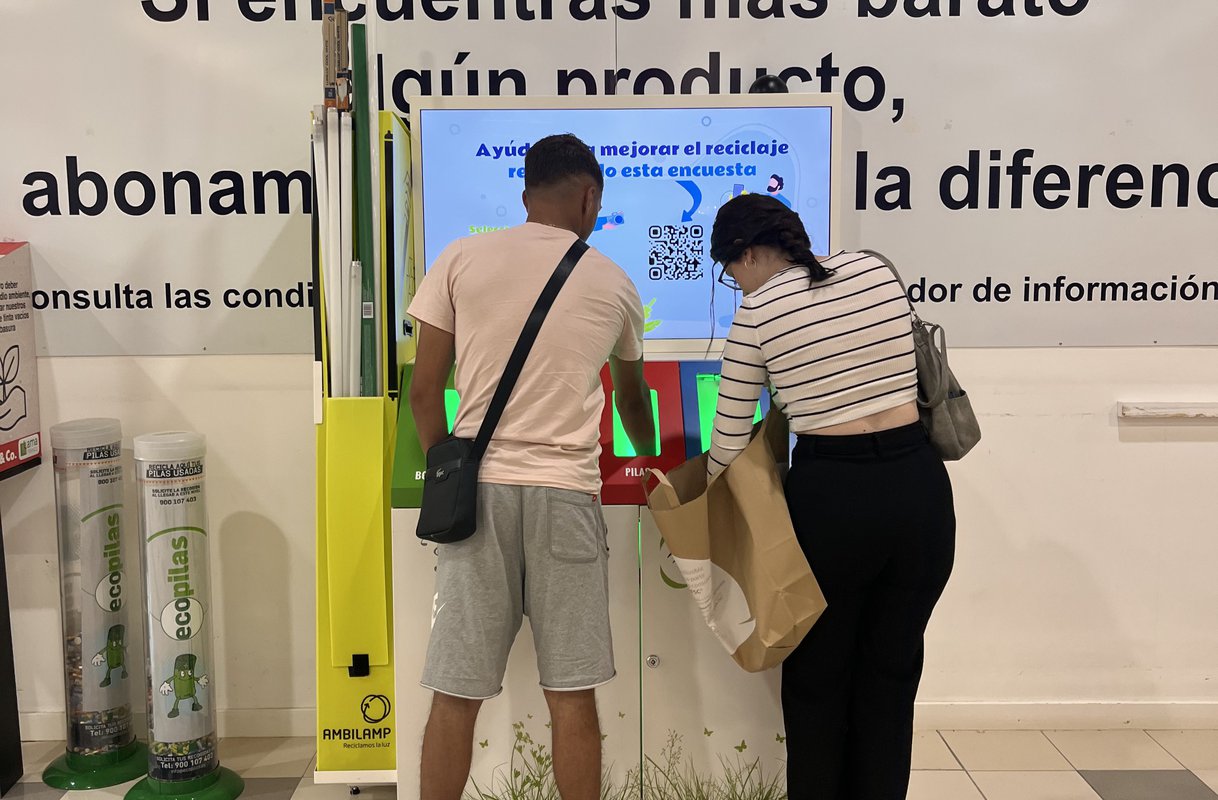 Alcampo incrementa su red de contenedores inteligentes con 23 nuevas instalaciones