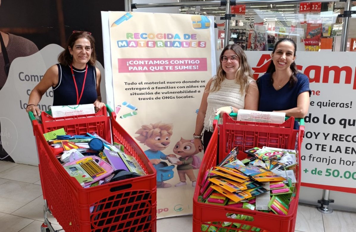 Alcampo supera las 304.000 unidades de material escolar donadas desde 2021