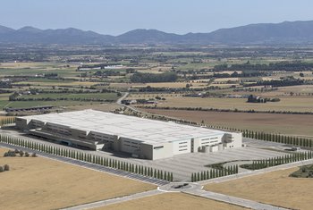 Amazon abrirá en 2022 dos centros logísticos en Gerona y Castellón
