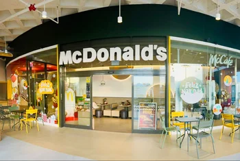 McDonald’s abre un nuevo restaurante en el centro comercial El Muelle