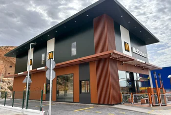 McDonald's abre su tercer local en Almería