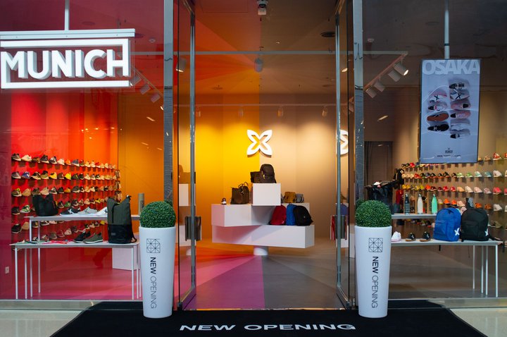 The Outlets abre la primera tienda de Munich Galicia - Revista Centros Comerciales