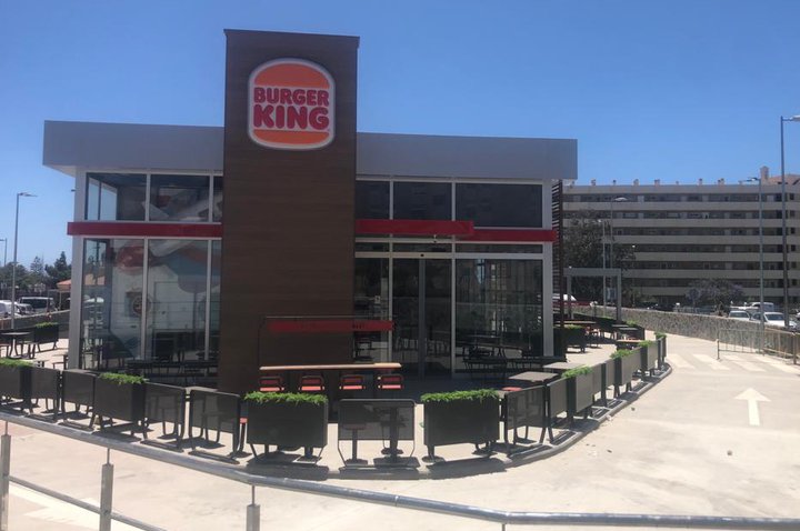 Burger King inaugura un nuevo establecimiento en Canarias