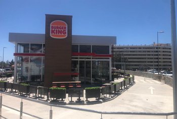 Burger King inaugura un nuevo establecimiento en Canarias