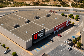 Hermes Properties e Inmoking venden un local de Nueva Condomina