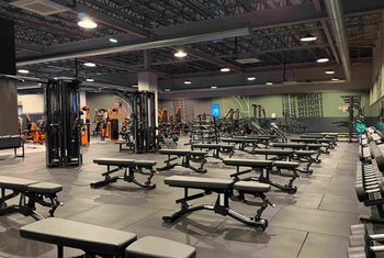 Basic-Fit abre un club en el centro comercial Gran Sur