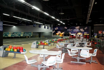 Un centro de ocio Bowling Next Level abre sus puertas en L'Aljub