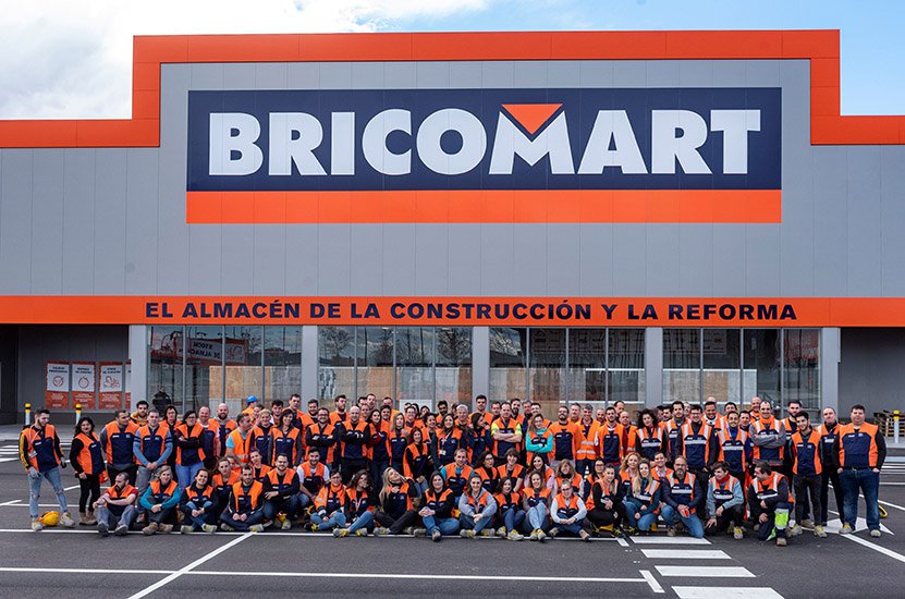 Bricomart reparte 28,5 millones de euros entre sus trabajadores