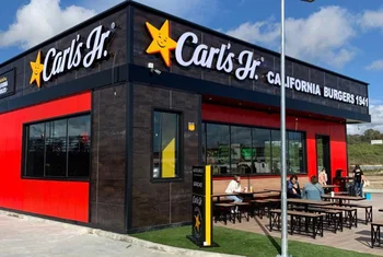 Carl's Jr. se estrena en Jerez de la Frontera