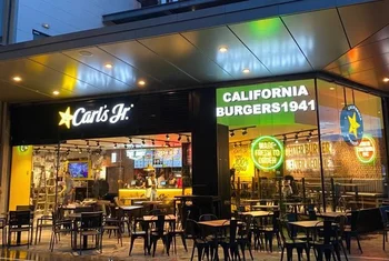 Carl’s Jr. abre tres establecimientos en un mes