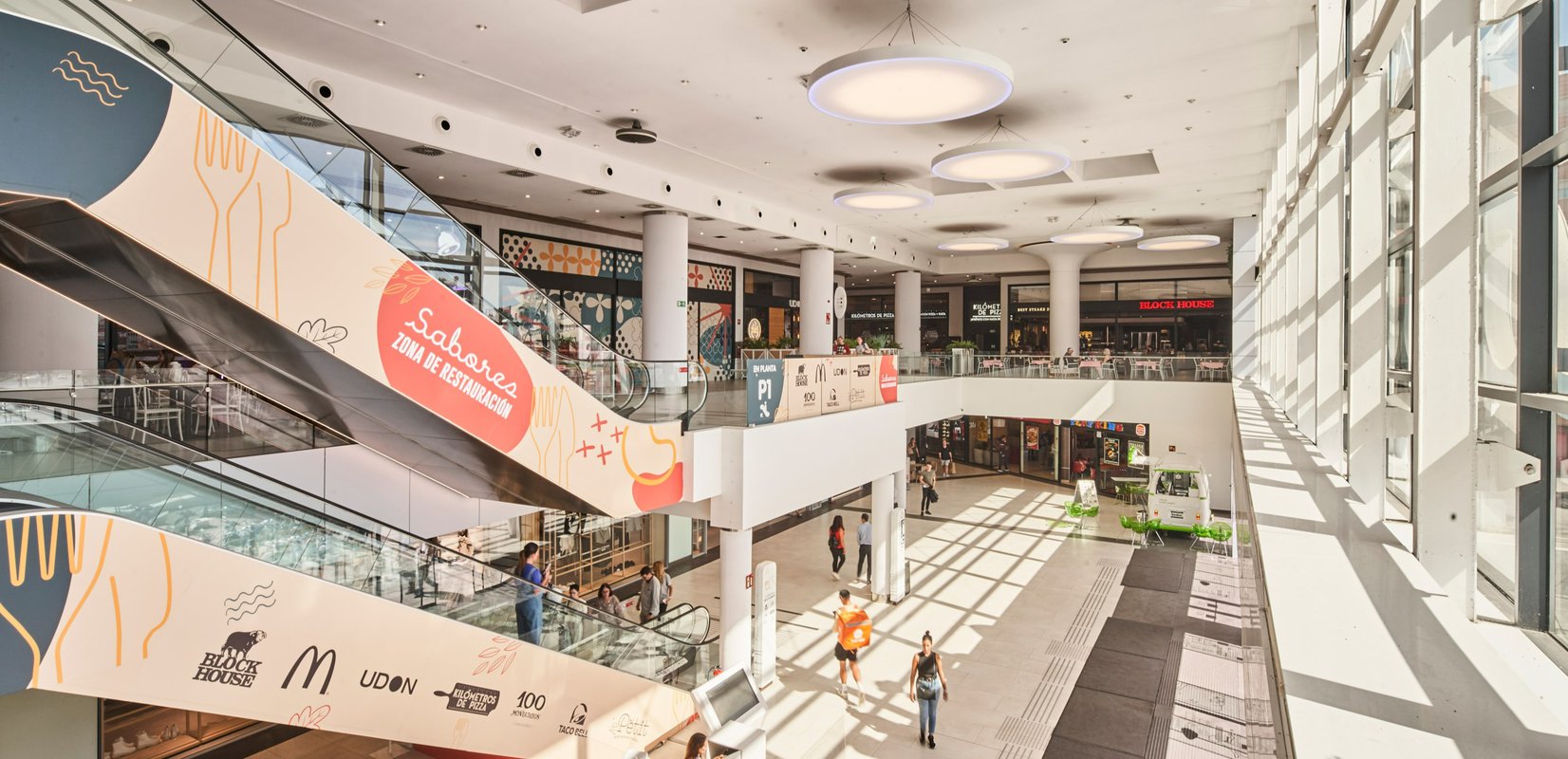 Larios Centro celebrará su primera feria de empleo con más de 50 vacantes