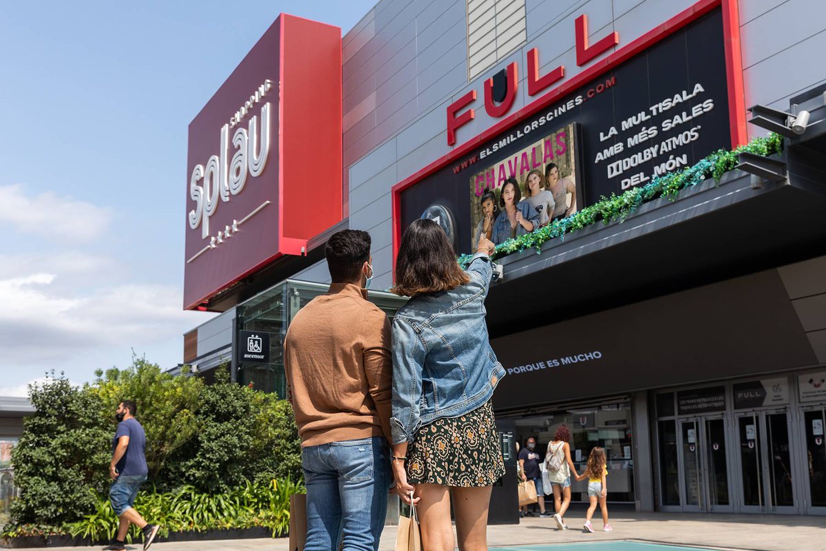 Los Cines Full de Splau acogen la visita de la directora de la película "Chavalas"