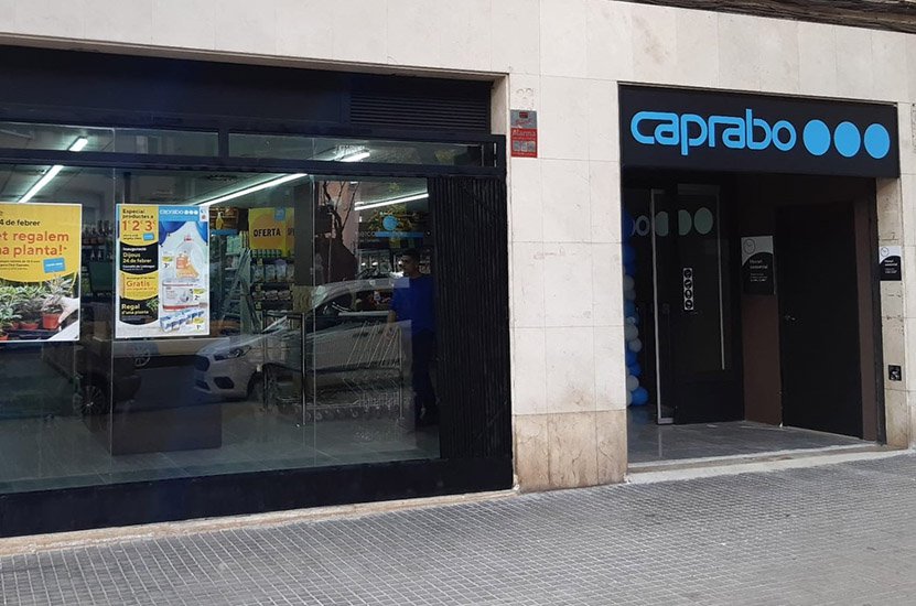 Caprabo avanza en su expansión y abre supermercados en Roses y Cornellà de Llobregat