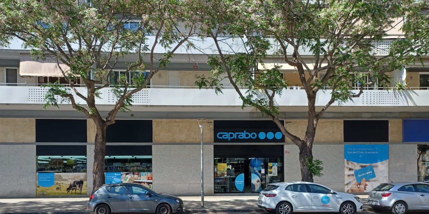 Un nuevo supermercado de Caprabo abre sus puertas en Puigcerdà