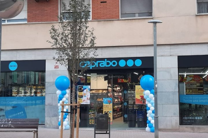 Caprabo inaugura un nuevo supermercado en Sabadell