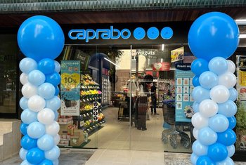 Caprabo abre su décima tienda en Hospitalet de Llobregat