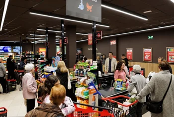 Eroski aumenta su beneficio un 17,8% y factura 3.061 millones