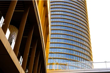 Torre Sevilla abrirá domingos y festivos durante junio y acogerá una carrera popular