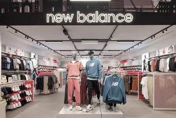 New Balance inaugura su principal punto de venta outlet de Andalucía en Sevilla Fashion Outlet