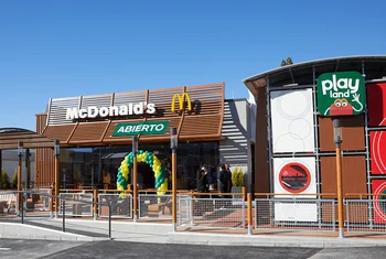 McDonald's se suma a la oferta del parque comercial de Ibi