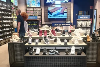 Skechers se suma a la oferta de Rivas Futura