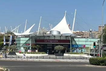 La familia Balkany estudia la venta de su cartera de centros comerciales en España