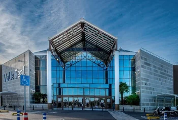 Sonae logra ventas en el mercado español de 1.579 millones de euros en 2025