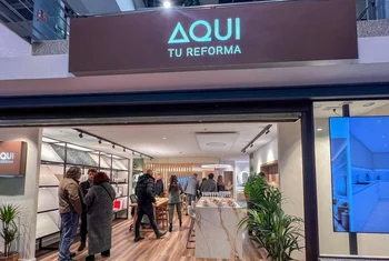 Aquí tu Reforma se alía con Carmila para crecer en centros comerciales