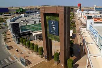 LUZ Shopping alcanza los 9 millones de visitantes y aumenta un 13,7% las ventas de sus marcas outlet