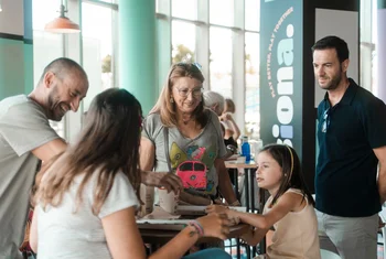 Ilusiona activa su campaña “Family Fun” para fomentar el ocio familiar en centros comerciales