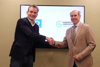 DEICHMANN renueva su alianza con la Asociación Española Contra el Cáncer