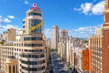 Crepes & Waffles abre una heladería en la Gran Vía de Madrid