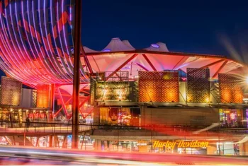 X-Madrid celebra su primera feria para la inserción laboral