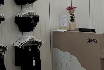 Gisela se incorpora a La Torre Outlet Zaragoza