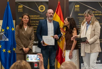Udon Asian Food recibe el premio a "Franquiciador del Año" en los Premios Nacionales de la Franquicia 2024