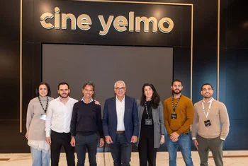 El concejal de Carabanchel visita el nuevo Cine Yelmo de Islazul