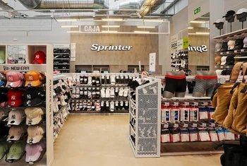 Sprinter amplía su red comercial con nuevas tiendas en La Marina Finestrat de Benidorm y en Mahón
